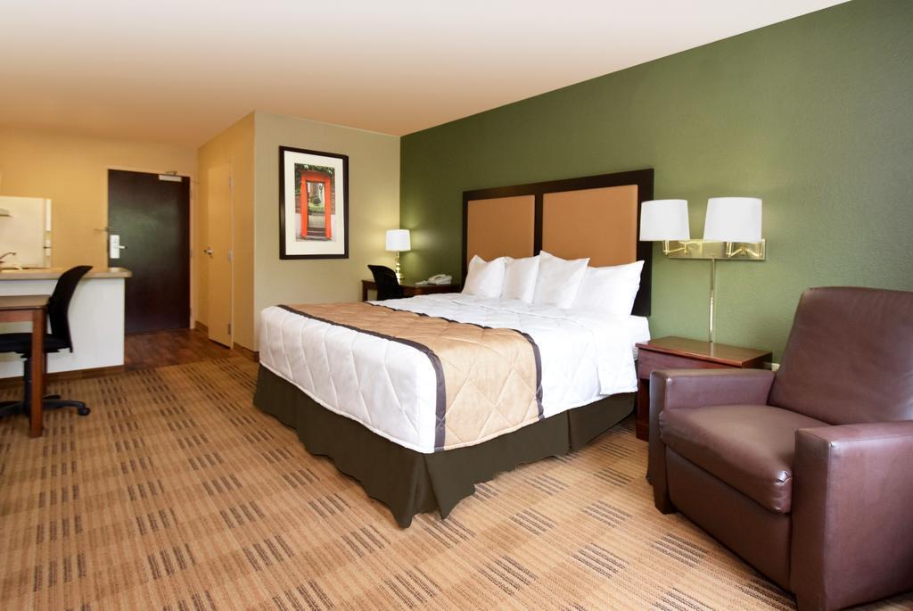 เอ็กซ์เทนด์ สเตย์ อเมริกา รีโน เซาท์ เมดโดวส์ Hotel ภายนอก รูปภาพ